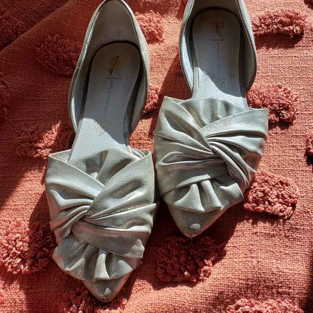 Gold flats bcbg